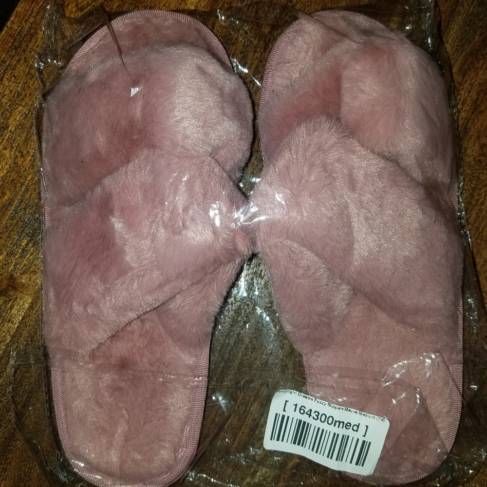 🆕 Rose 🌹 pink cozy fuzzy slipper slides size M